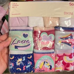 NWT SO girls 10 pack bikini underwear size girls 14 Love and other prints